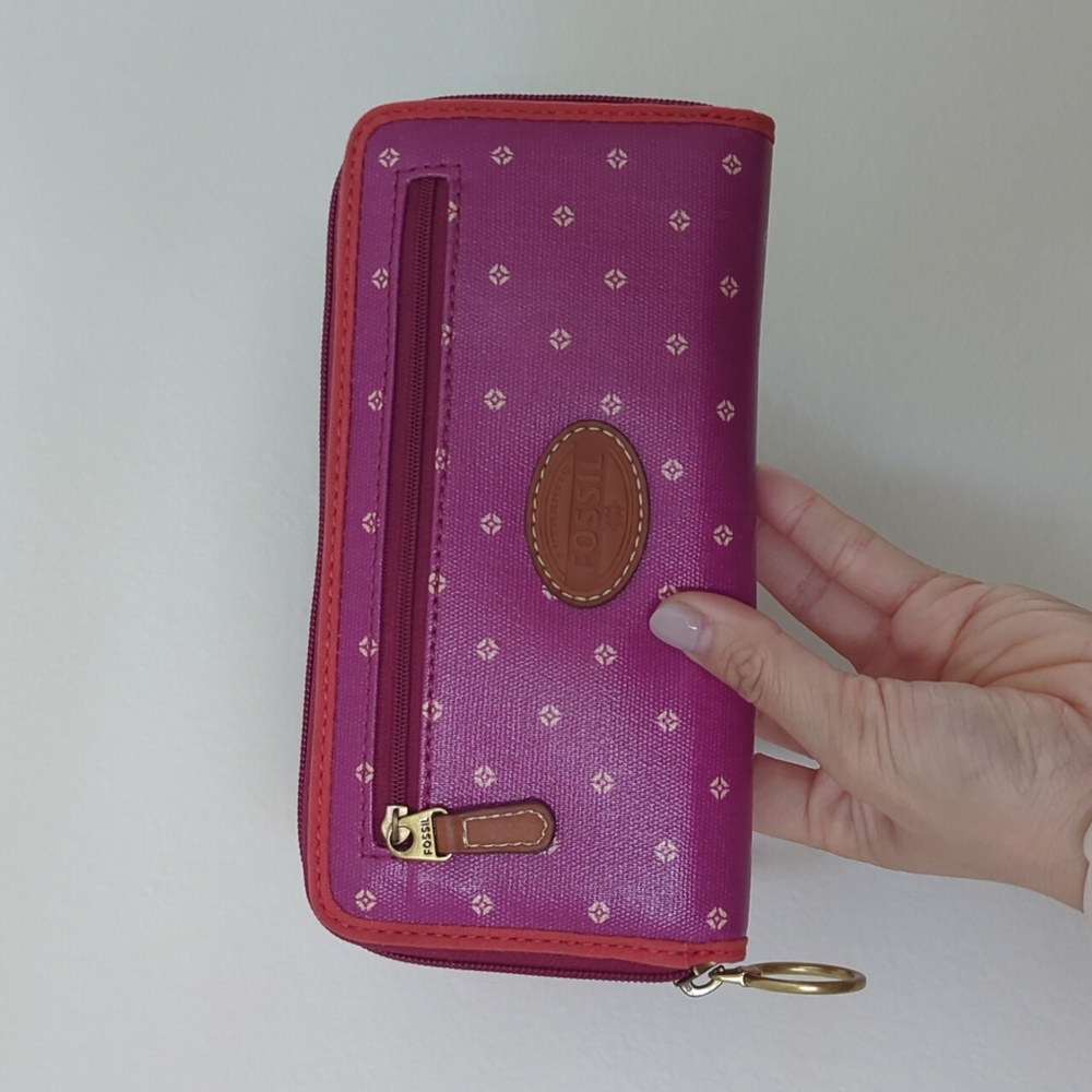 Fossil Magenta Zip Long Wallet
